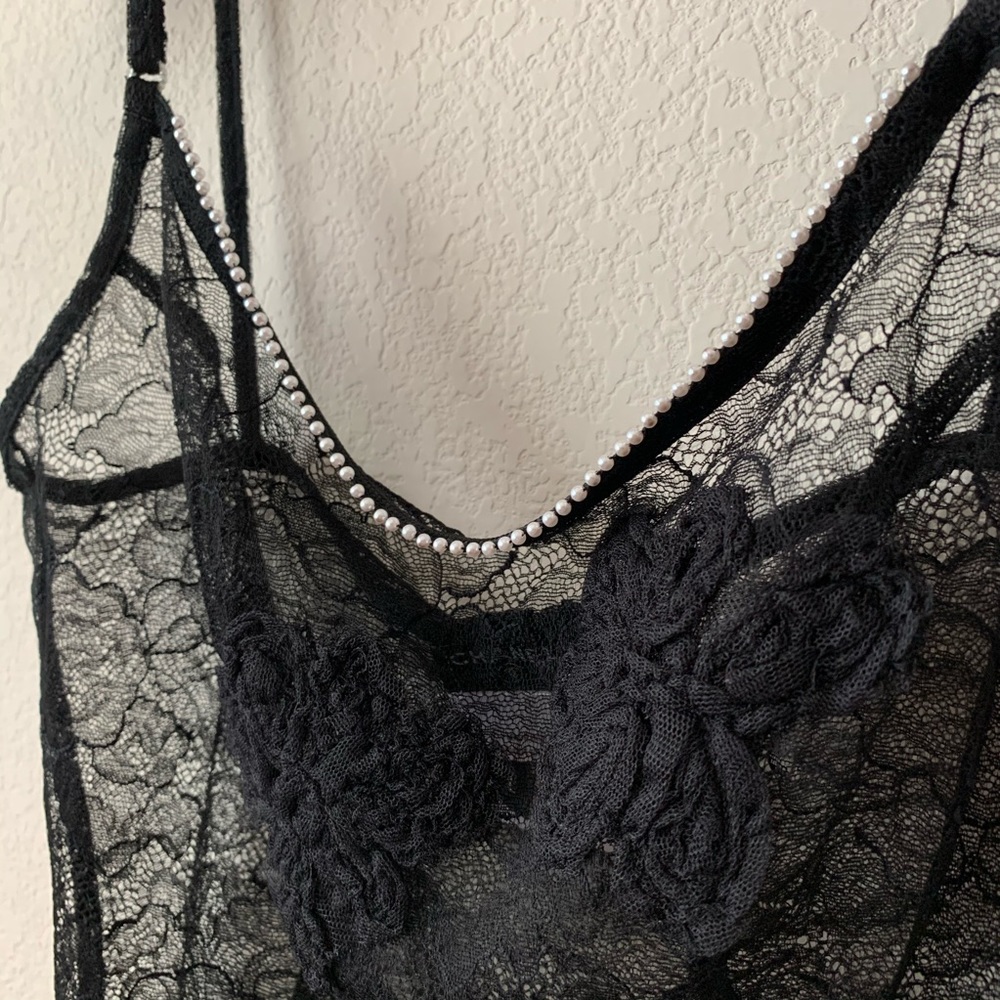 NEW Chanel lace pearl embroidered top - Picture 13 of 16
